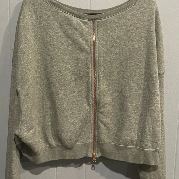 Nike Air Heather Gray Sweatshirt with Gold Logo - Picture 2 of 6